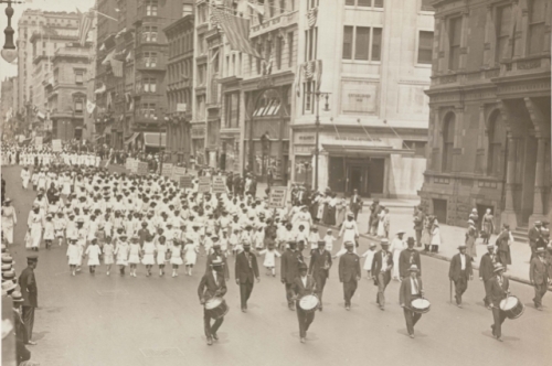 1917 Silent Protest Parade photograph Public Domain
